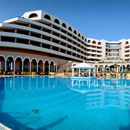 Radisson Blu Resort, Malta Отель
