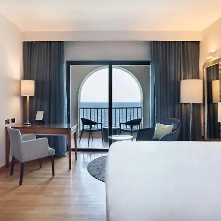 Hotel Radisson Blu Resort, Malta 5*