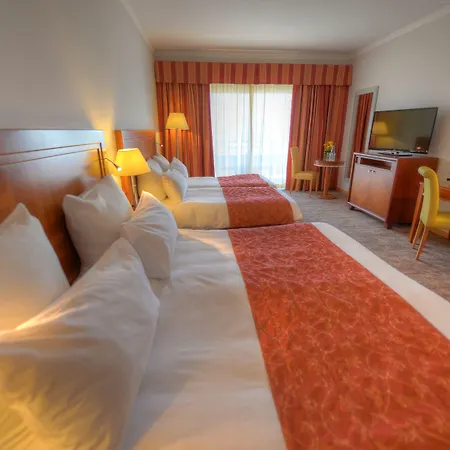 Отель Radisson Blu Resort, Malta Сент Джулианс
