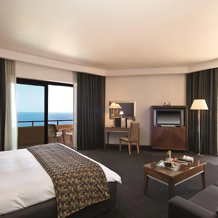 Radisson Blu Resort, Malta Szálloda 5*