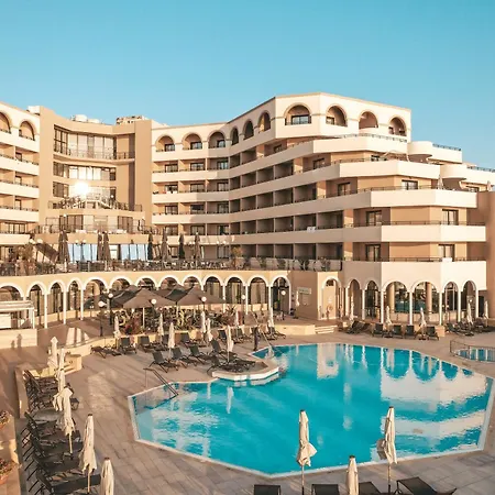 Szálloda Radisson Blu Resort, Malta San Ġiljan