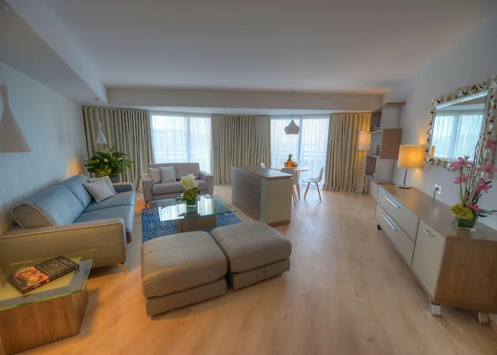 Radisson Blu Resort, Malta Hotel San Ġiljan